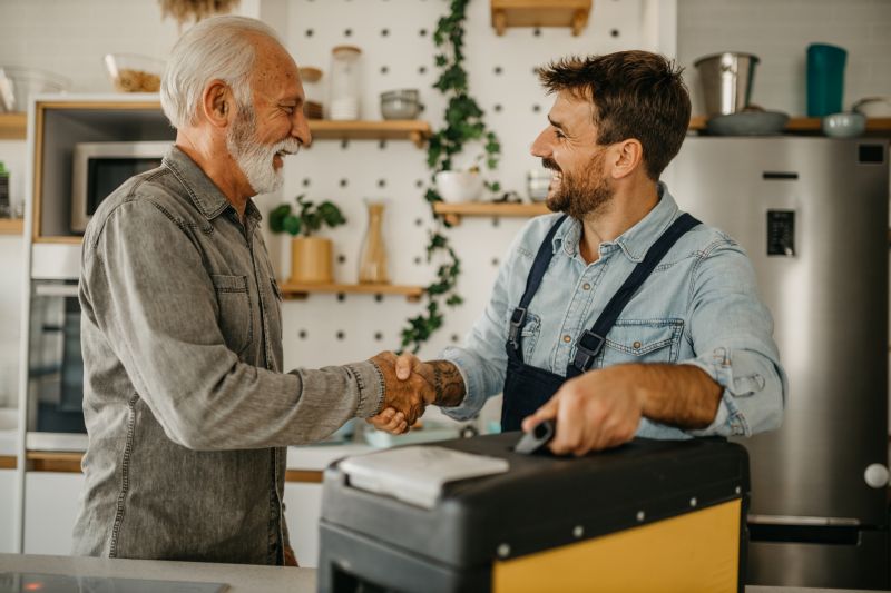 How A Handyman Can Help Prepare A Home For Sale