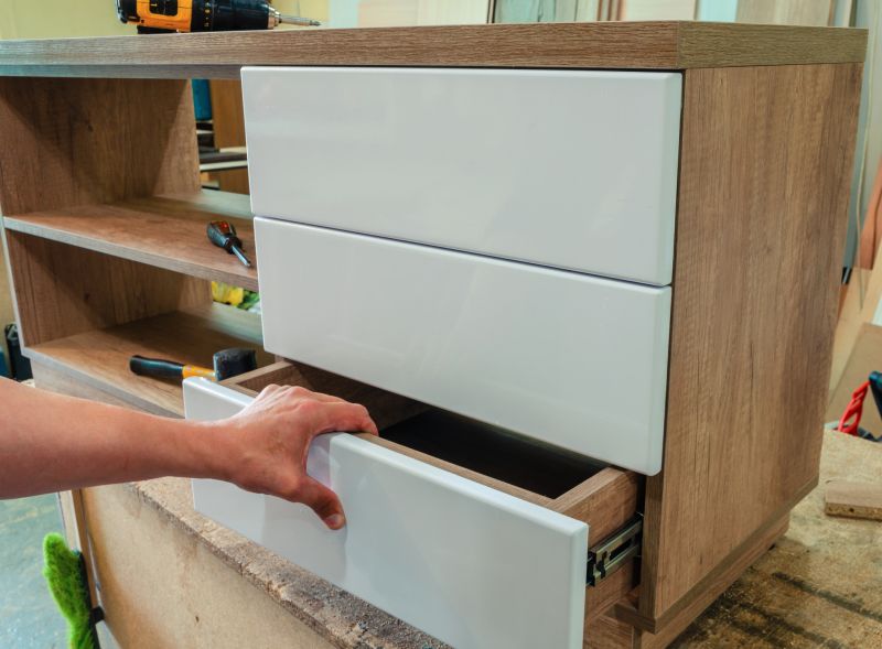 When To Repair Instead Of Replace Kitchen Cabinets